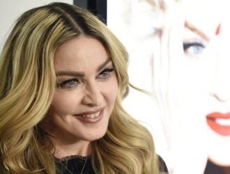 Madonna vuelve a la carga: un nuevo álbum en 2026 y una alianza con Warner que revive su legado musical.
