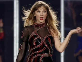 Taylor Swift Regresa con Fuerza al Ícono Musical: Nuevo Álbum "Life of a Showgirl" Desbloquea la Energía y la Creatividad en sus Mejores Versiones