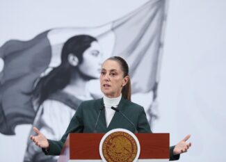 La batalla por la salud pública: Sheinbaum sostiene que el impuesto sobre los refrescos es clave para promover la salud y reducir la obesidad en México.