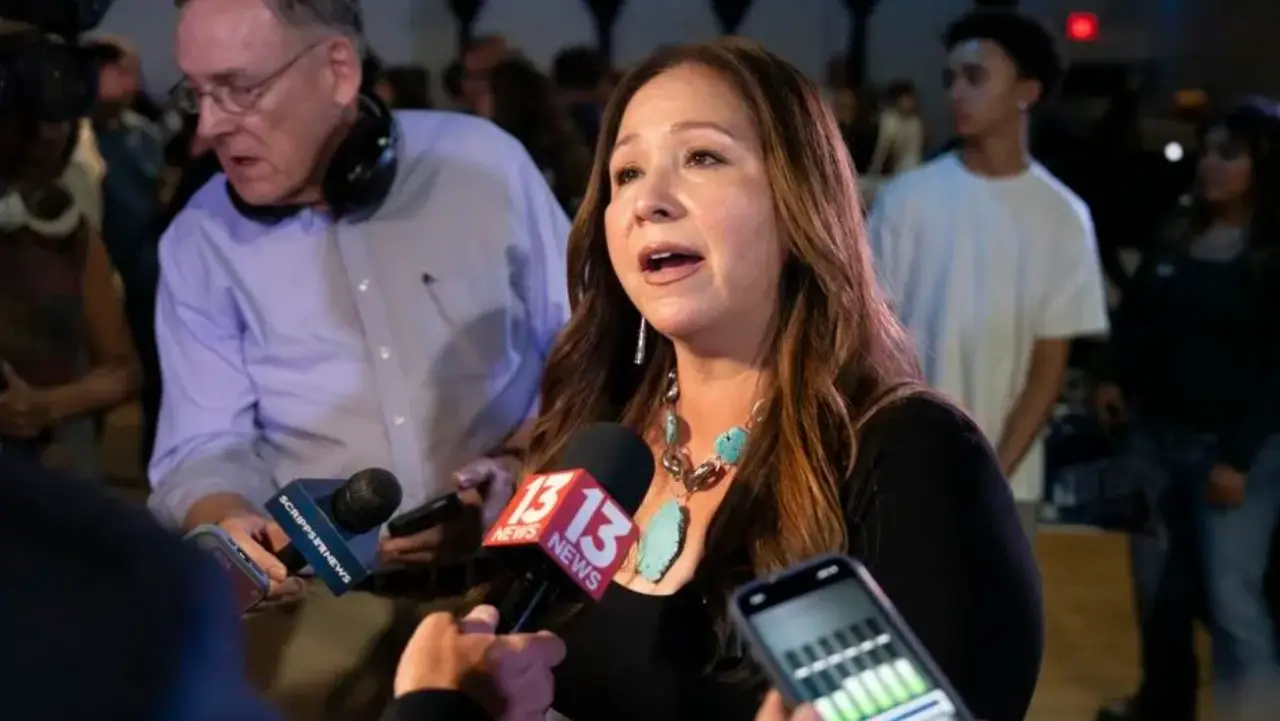 La clave democrática: la desconocida influencia de Adelita Grijalva en la contienda que cambiará el curso del destino de Jeffrey Epstein
